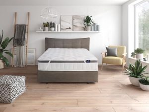 Traumnacht Komfort Topper 140x200 cm - Atmungsaktive Matratzenauflage für Allergiker, Öko-Tex zertifiziert, Qualität Mad