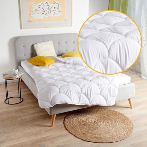 Traumschlaf Basic - Allergikergeeignete Ganzjahresdecke 135x200 cm - Atmungsaktiv & Feuchtigkeitsregulierend für Optimal