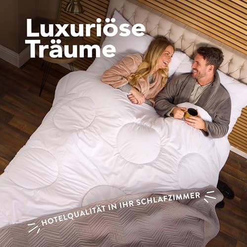 John Cotton Nacht Wolke Bettdecke 135x200 - Allergikerfreundliche Steppdecke aus weicher Microfaser für ganzjährigen Kom